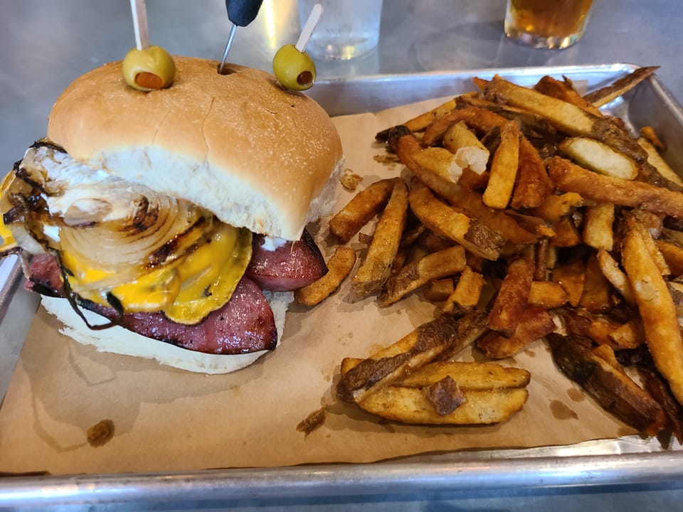 First Bite: Fat Head's Saloon — ★★★★★