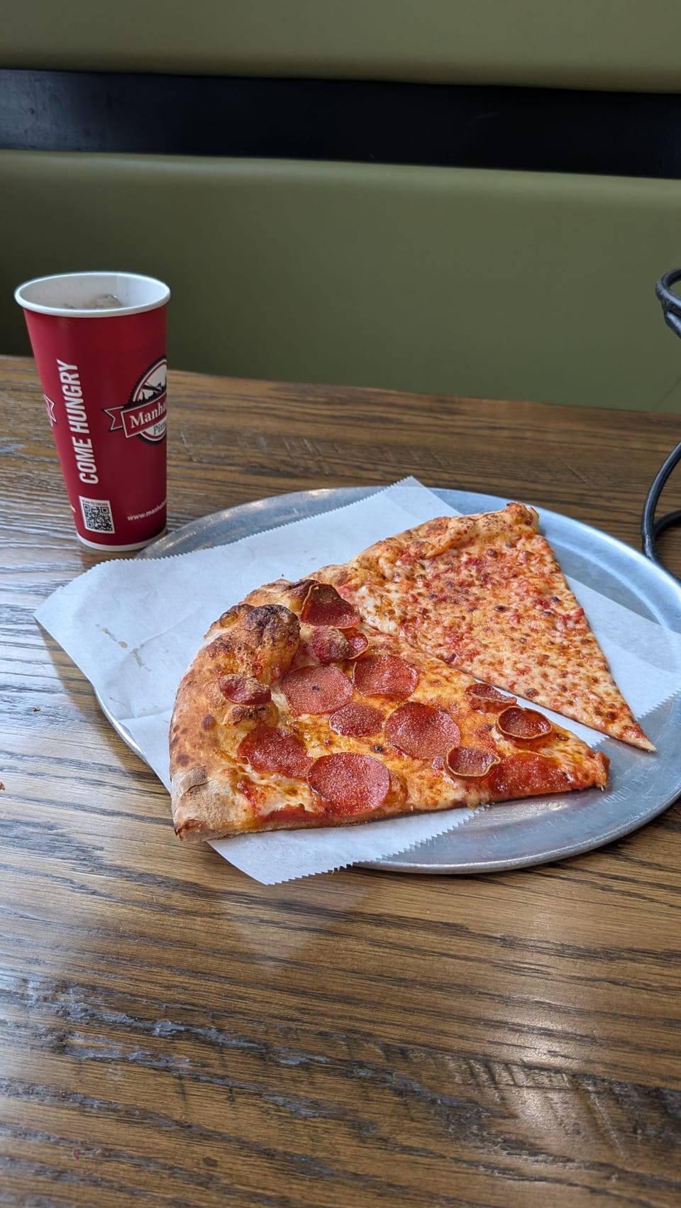 First Bite: Manhattan Pizza Leesburg (Lunch Special) — ★★★★★