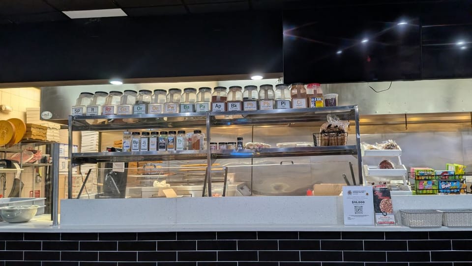 First Bite:  Slice Theory (Lunch Special) — ★★★★